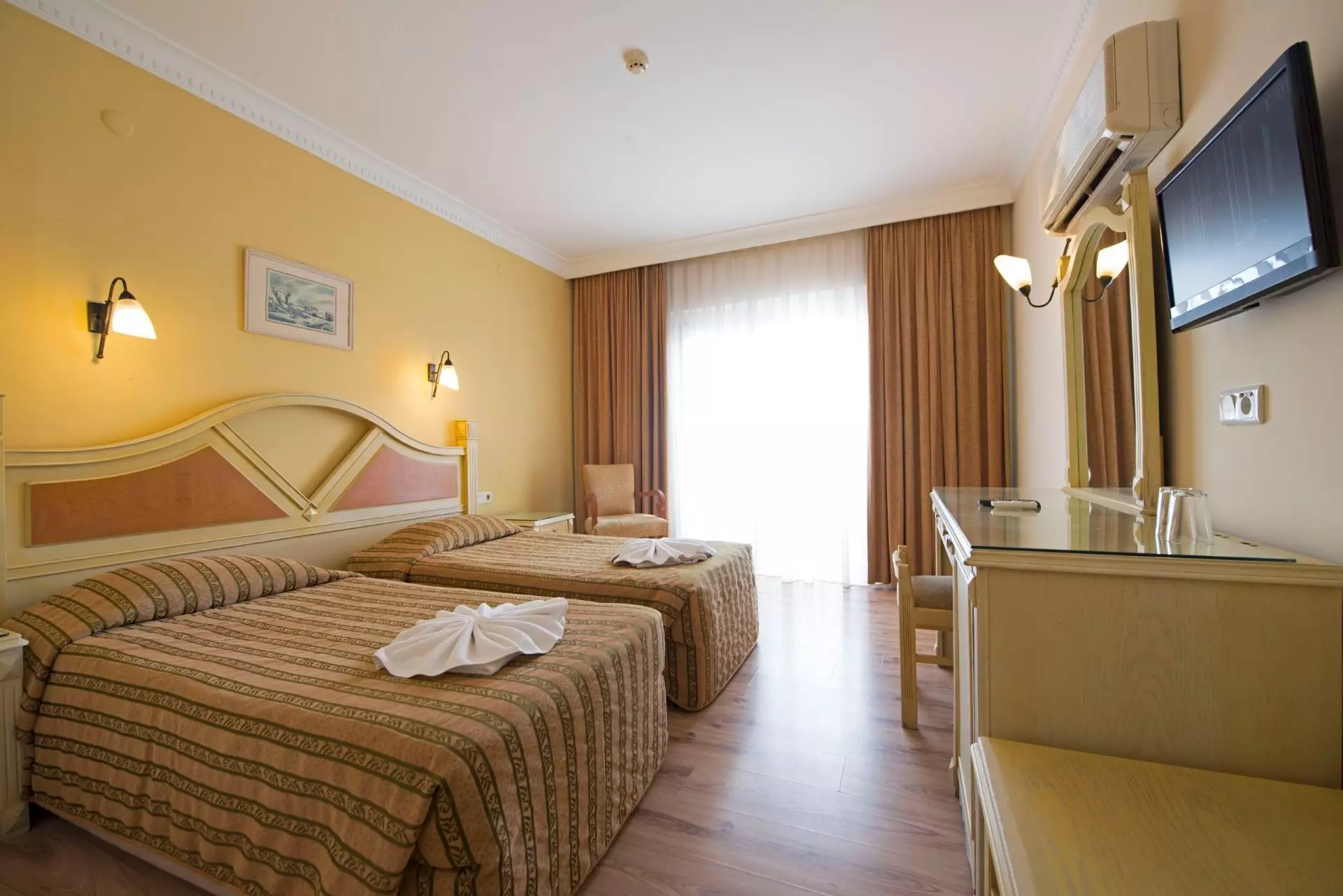 کلاب نکست این مارماریس